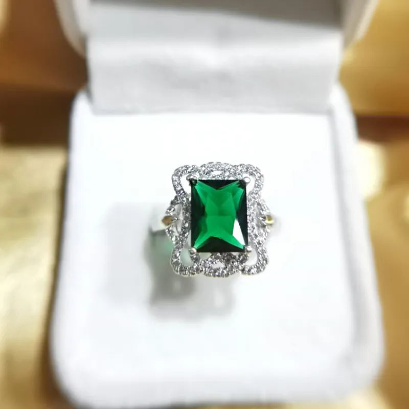 Vintage Ring Med Grøn Sten