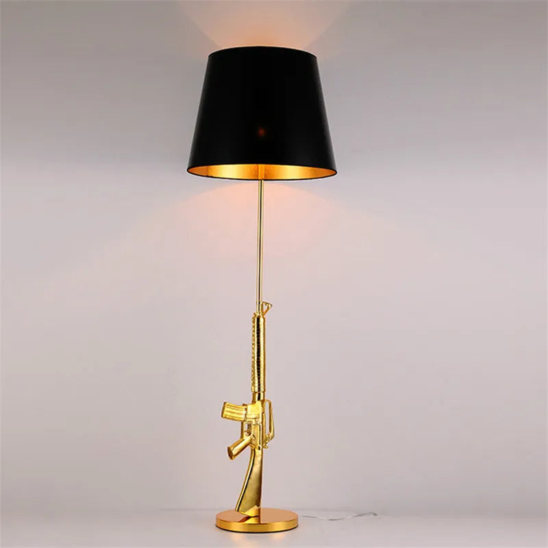 Luksuriøs M16 Bordlampe